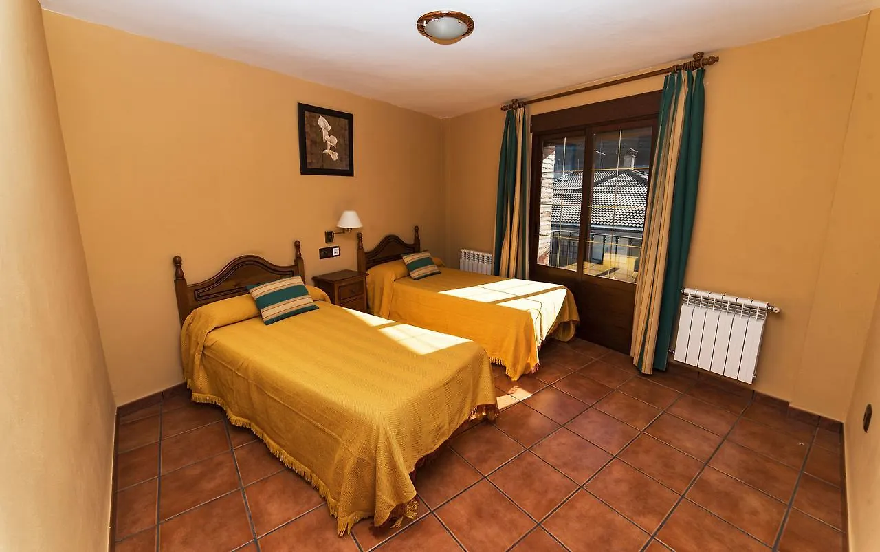 *** Guest house Apartamentos Raisa Hornos Spain
